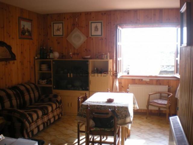 Appartamento in vendita di 38 m² in Frazione Valcona Soprana, 37