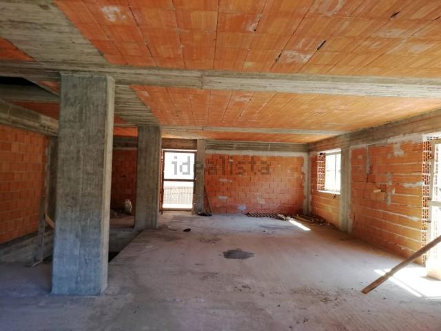 Appartamento in vendita di 390 m² in Via Ameglio