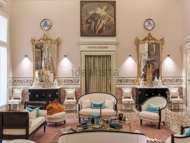 Appartamento in vendita di 392 m² in Corso Andrea Palladio