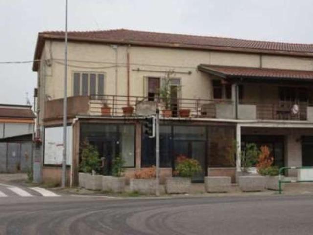Appartamento in vendita di 396 m² in Via Cannoni, 1