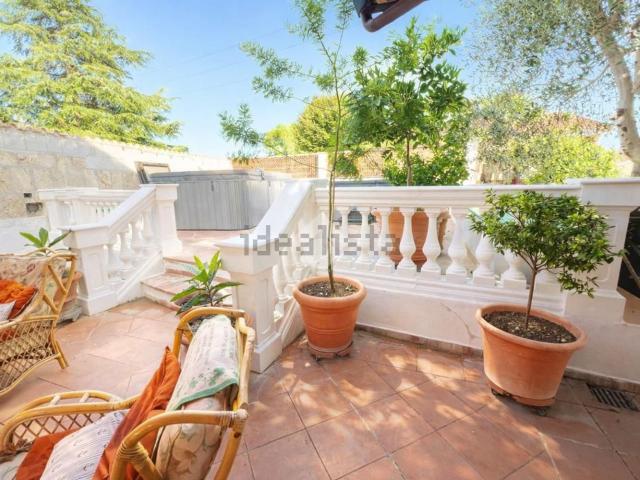 Appartamento in vendita di 396 m² in Via Ippocrate