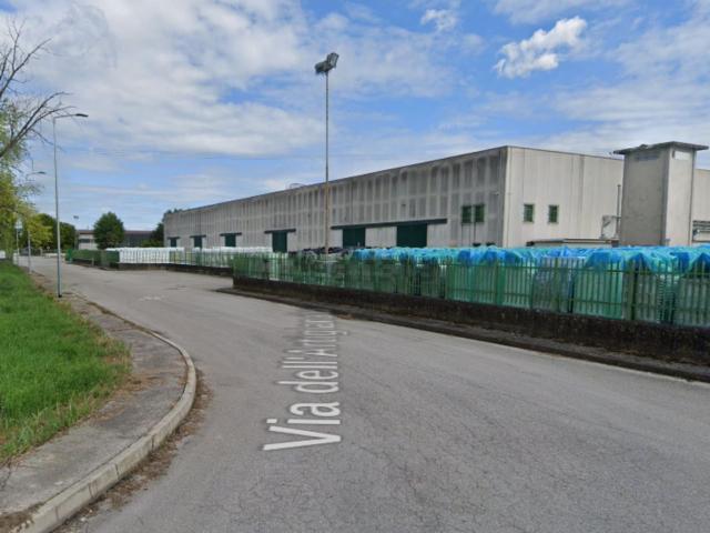 Appartamento in vendita di 397 m² in Via Calabria