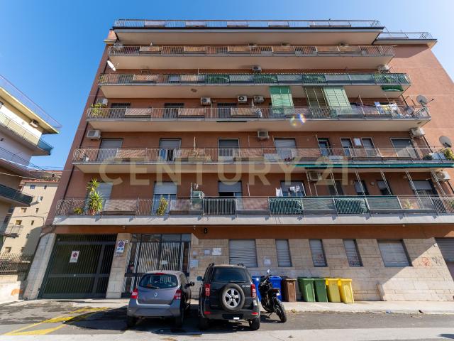 Appartamento in vendita in via dei piccioni 9, Catania