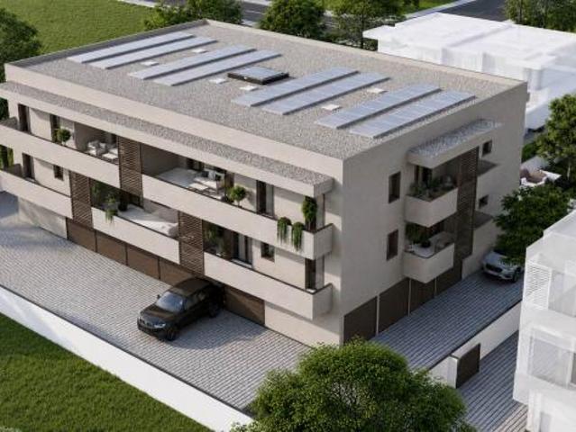 Appartamento in Vendita in zona SEMICENTRO