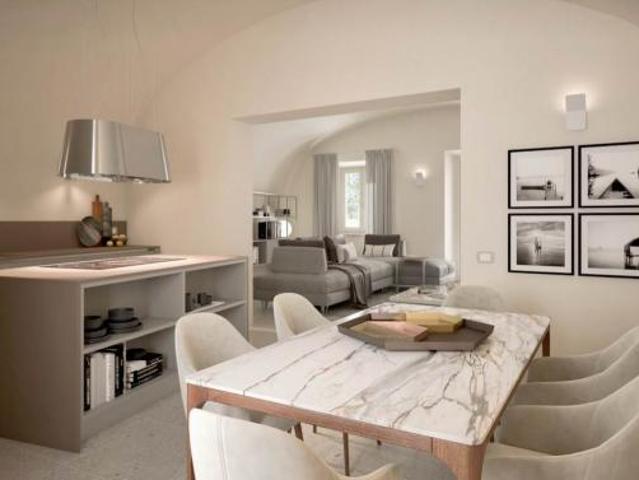 Appartamento in Vendita in zona VIA LANDI con giardino
