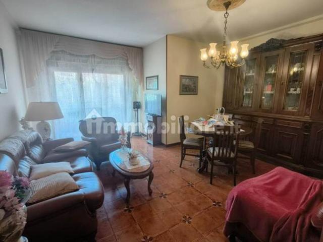 Appartamento in Vendita in zona VIALE DELLE PIAGGE