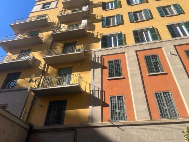 Appartamento in Via Astura