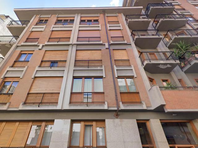 Appartamento in Via Bottengo 5, Torino, TO