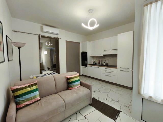 Appartamento in Via Cesare Battisti 42, Vimodrone, MI
