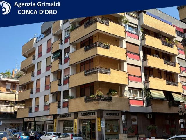 Appartamento in via conca d'oro 300, Roma, RM