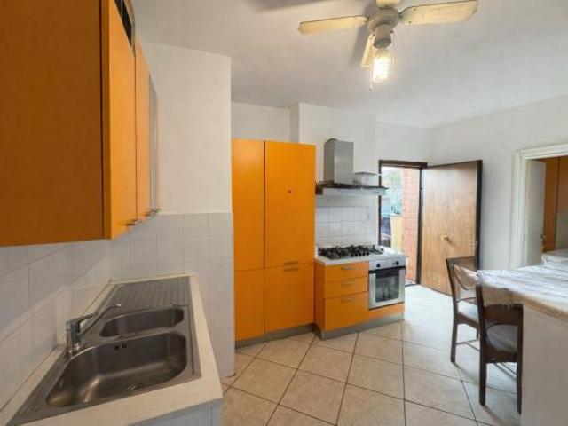 Appartamento in Via del Lago Regillo
