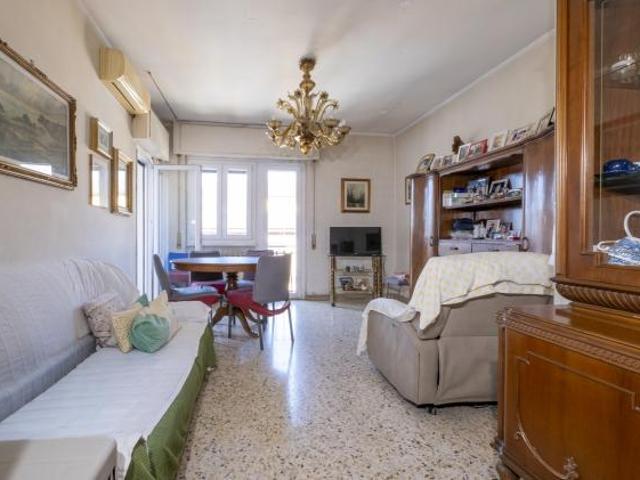 Appartamento in Via Emilio Macro