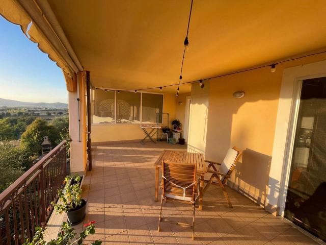 Appartamento in Via Francesco Crispi 17, Corciano, PG