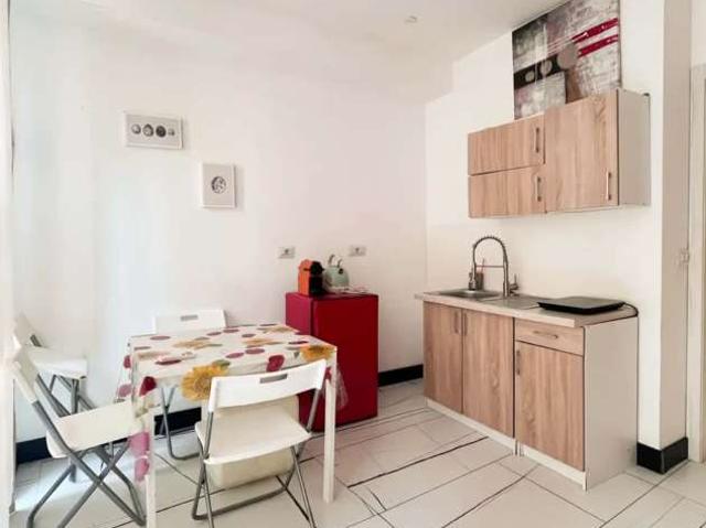 Appartamento in Via Giuseppe Taccioli, Milano di 55 m² con 1 camera da letto