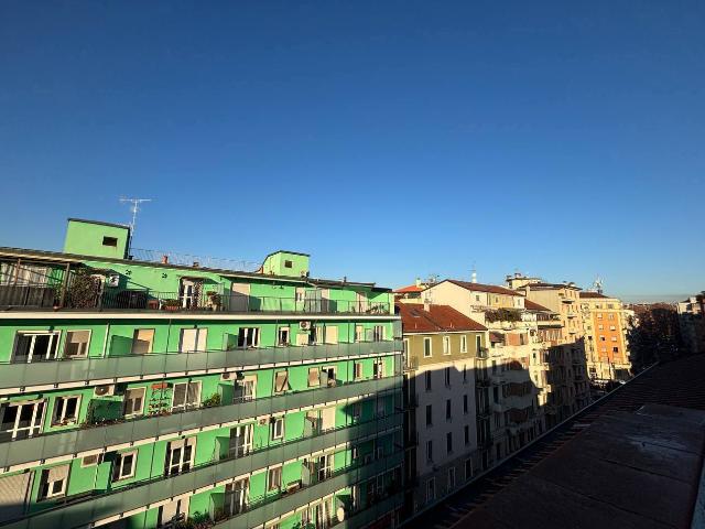 Appartamento in Via Grossich 30, Milano, MI