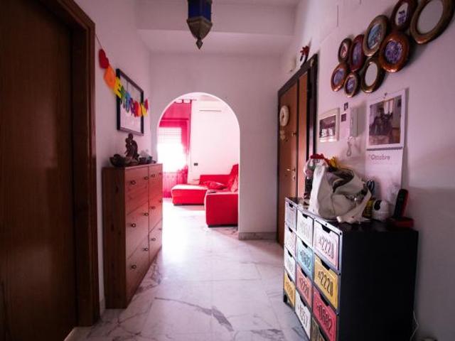 Appartamento in Via Limbiate