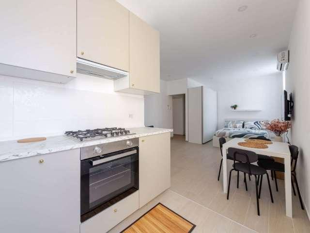 Appartamento in Via San Faustino, Milano di 45 m²