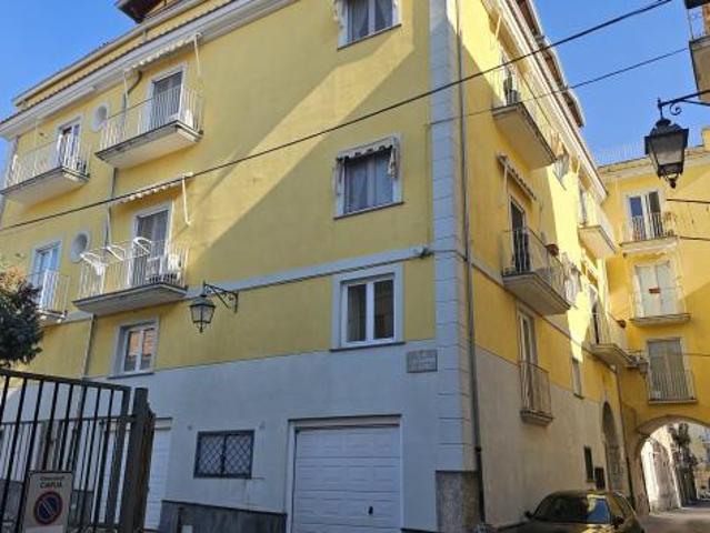 Appartamento in Via San Michele a Corte