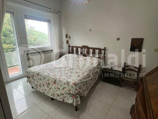 Appartamento in Via Sant'Agatone Papa, Roma, RM