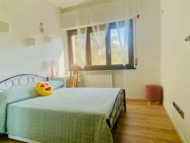 Appartamento in Via Sesto Calende, Milano, di 150 m² con 4 camere da letto
