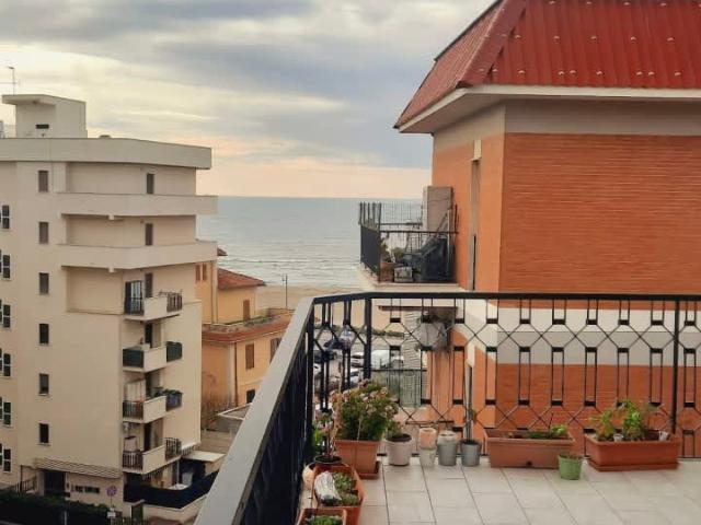 Appartamento in Via Venezia 5, Nettuno, RM