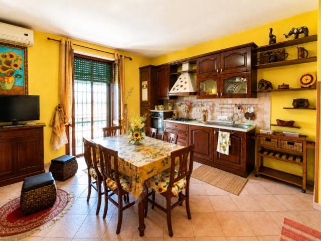 Appartamento in Via Vincenzo Monamì