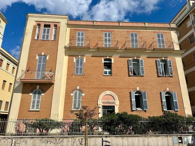 Appartamento in Viale Giacomo Matteotti
