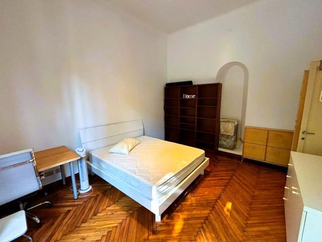 Appartamento in Viale dei Mille 68, Milano, MI
