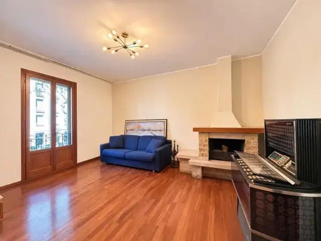 Appartamento in Viale Piave 16, Milano