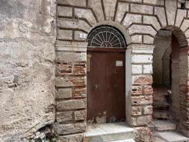 Appartamento in Vico De Mundo