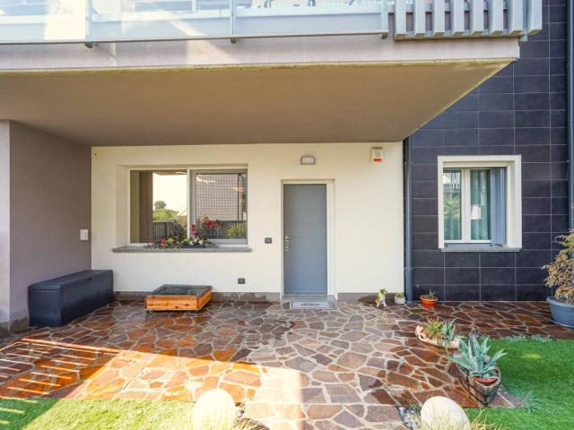 Appartamento in villa in vendita a Bonate Sotto
