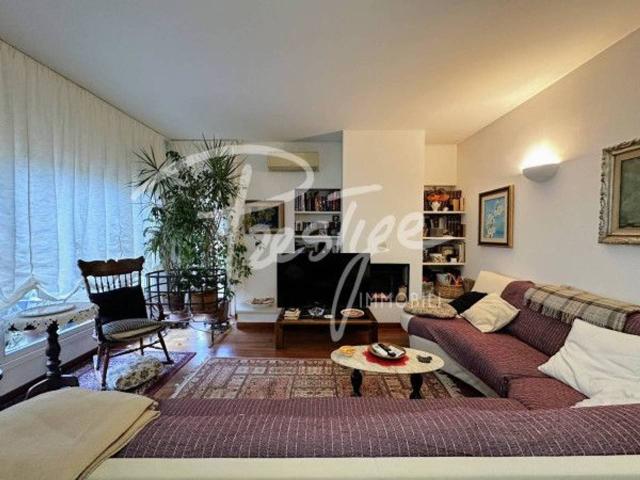 Appartamento in villa in vendita a La Spezia
