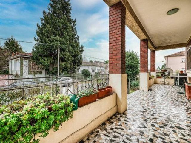 Appartamento in villa in vendita a Legnano