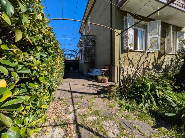 Appartamento in villa in vendita a Sarzana