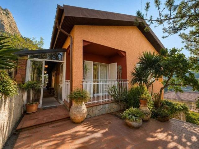 Appartamento in villa in vendita a Ventimiglia