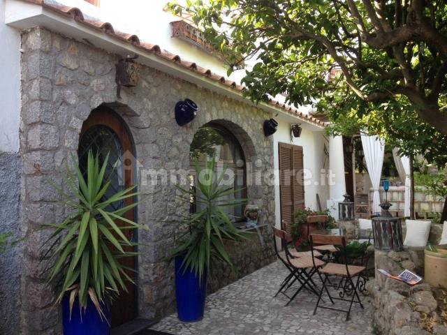 Appartamento in villa traversa Rio Caprile 4, Anacapri