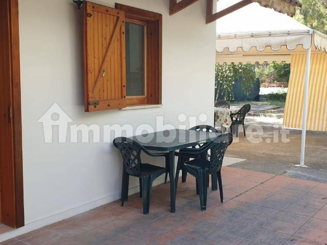 Appartamento in villa via Mare degli Umori 49, Castellaneta Marina, Castellaneta