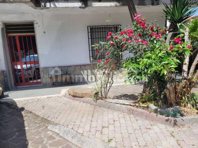 Appartamento in villa via Barlotti 29, Centro, Agropoli