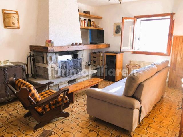 Appartamento in villa via Ca' di Fiore 12, Monghidoro