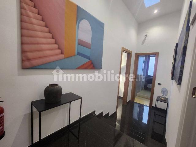 Appartamento in villa via Casale 16, Gravina in Puglia