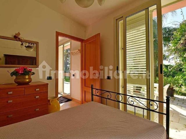Appartamento in villa via Consolare Pompea 338, Torre Faro, Messina