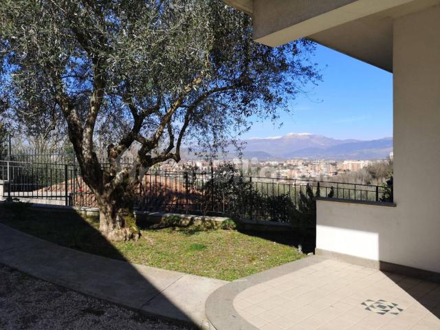Appartamento in villa via dei Vignali 13, America Latina, Frosinone