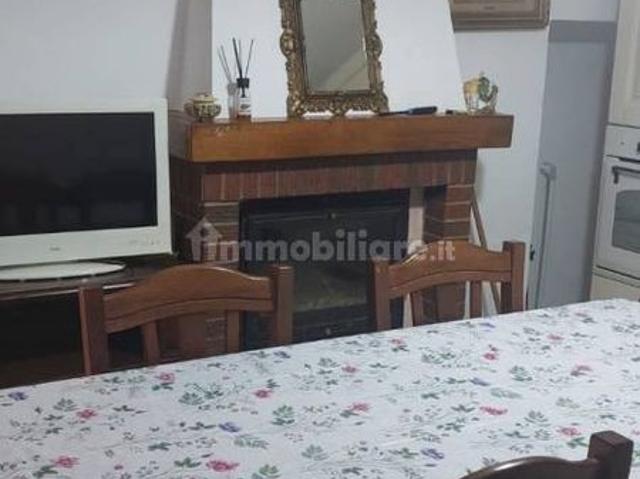 Appartamento in villa via del Colle 6, Centro, Sarnano