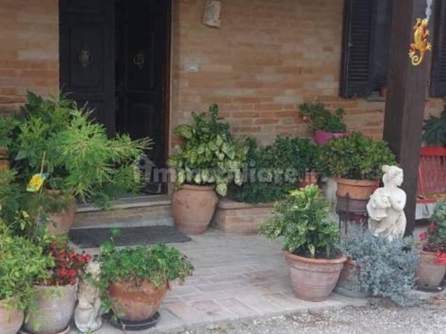 Appartamento in villa via del Colle 6, Centro, Sarnano