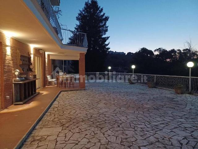Appartamento in villa via della Riguardata 15, Montecompatri, Monte Compatri