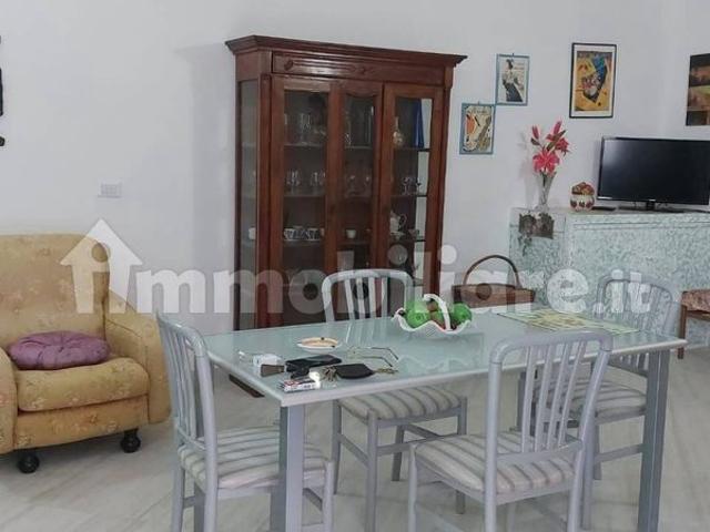 Appartamento in villa via dell'Area Sacra, Chiaromonte