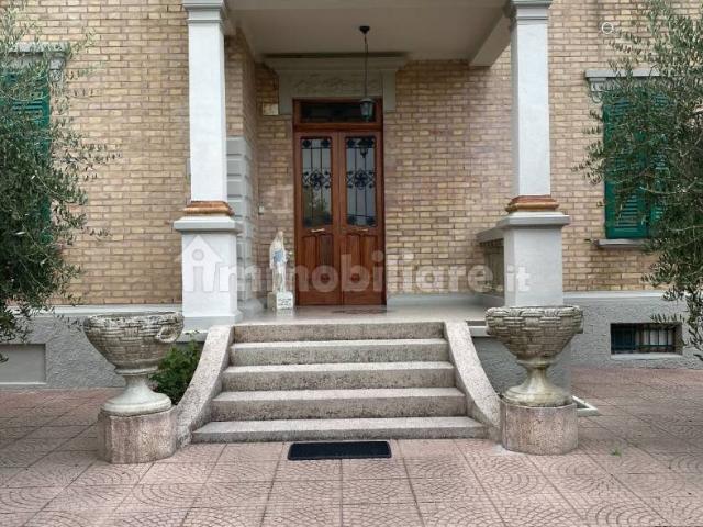 Appartamento in villa via delle Macine 4, Ponte Maglio, Santa Vittoria in Matenano