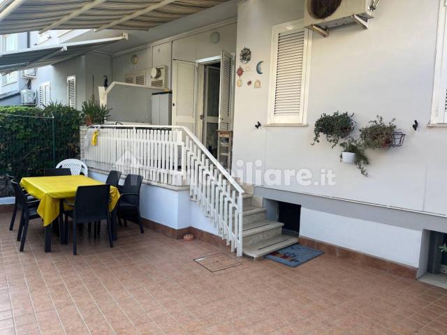 Appartamento in villa via Enrico Coleman, Lungomare Circe, Via Badino, Terracina