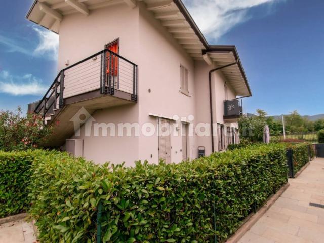 Appartamento in villa via Galileo Galilei 1, Paladina
