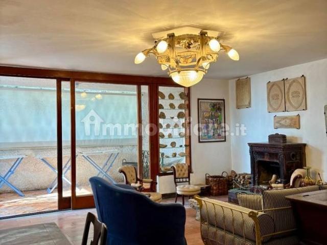 Appartamento in villa via Jacopo Ruffini 15, Centro, Camogli